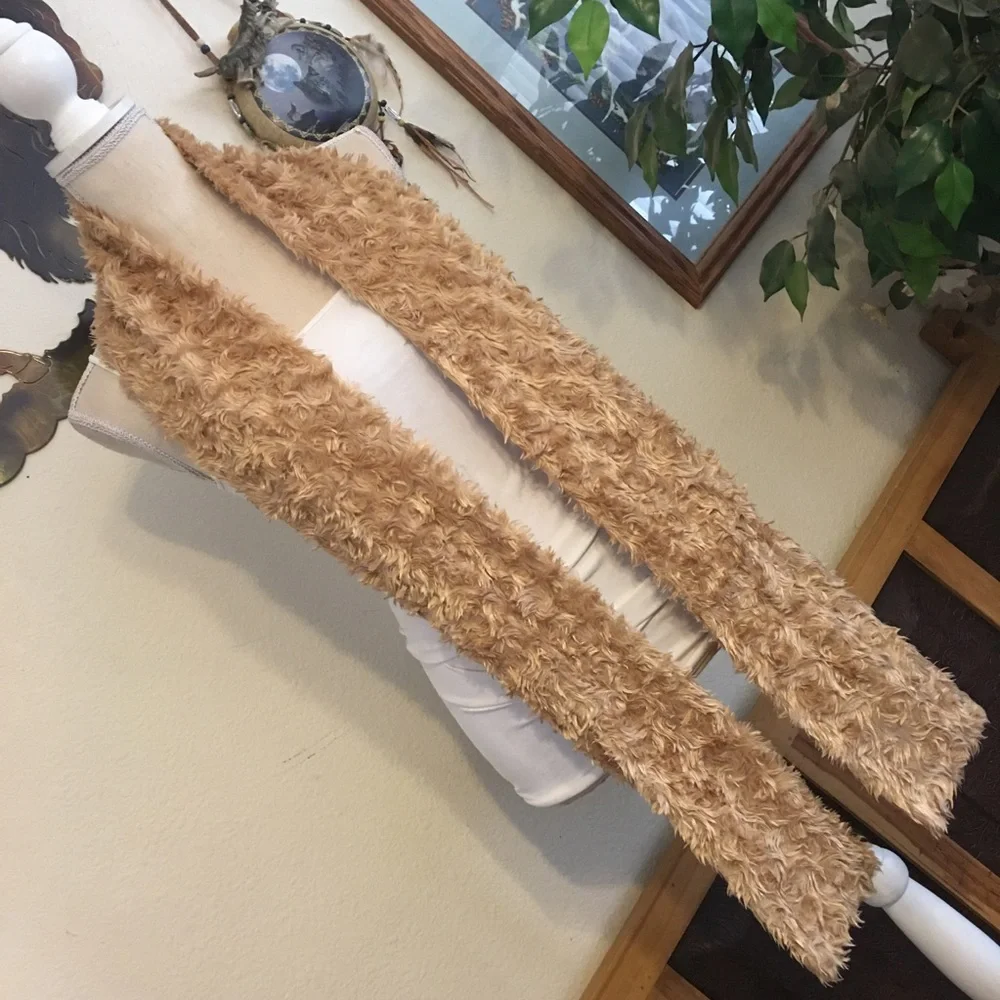 Gorgeous golden faux fur scarf wrap 5”x74”